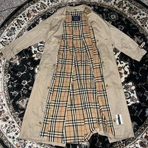 Women’s Vintage Nova Check Burberry Trench Coat